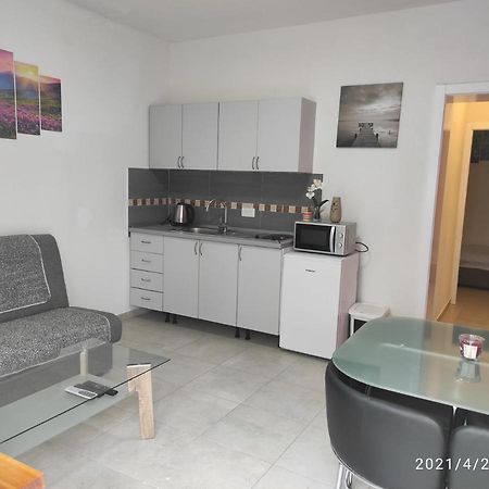Apartmani Quattro ستاريغغاد باكلينتسا المظهر الخارجي الصورة