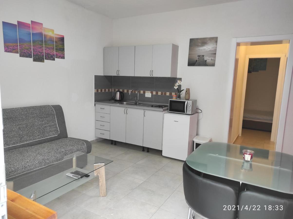 Apartmani Quattro ستاريغغاد باكلينتسا المظهر الخارجي الصورة