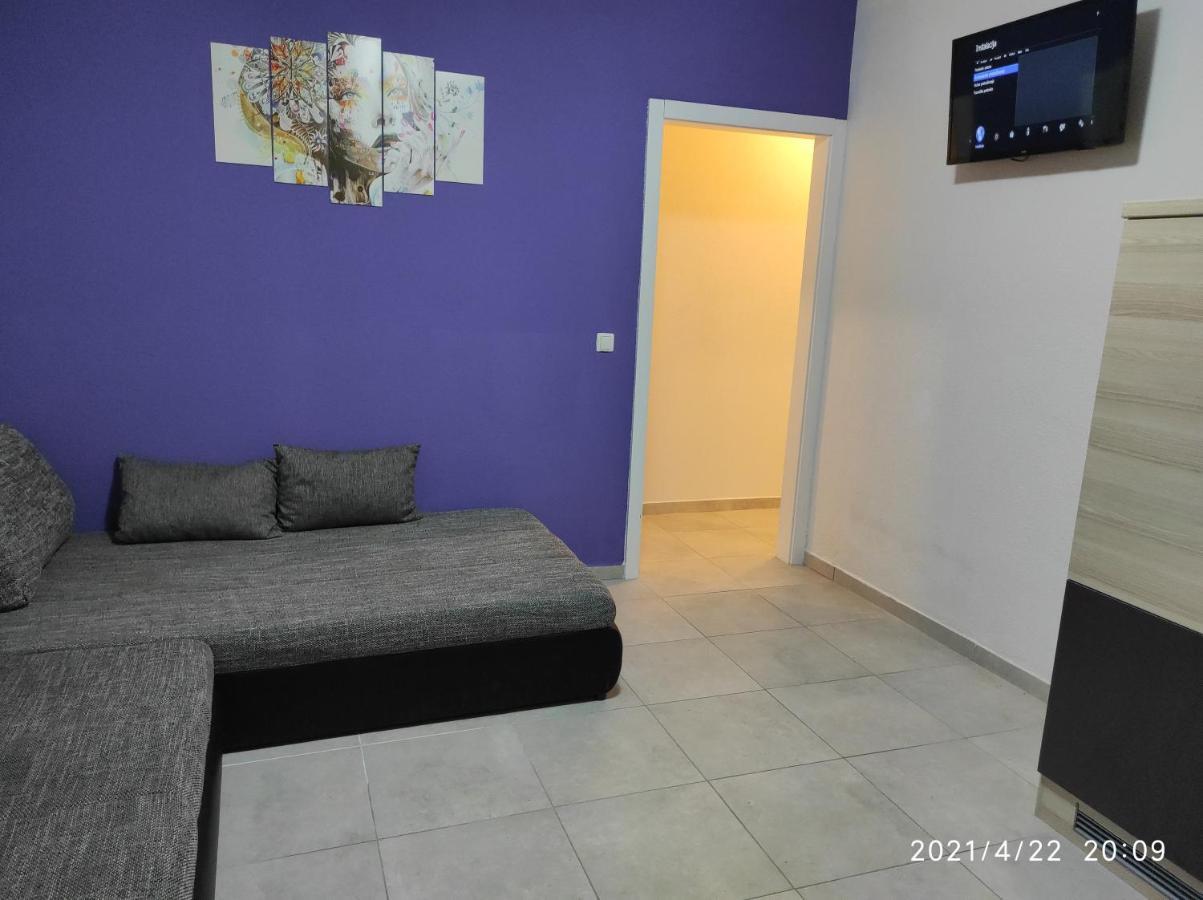 Apartmani Quattro ستاريغغاد باكلينتسا المظهر الخارجي الصورة