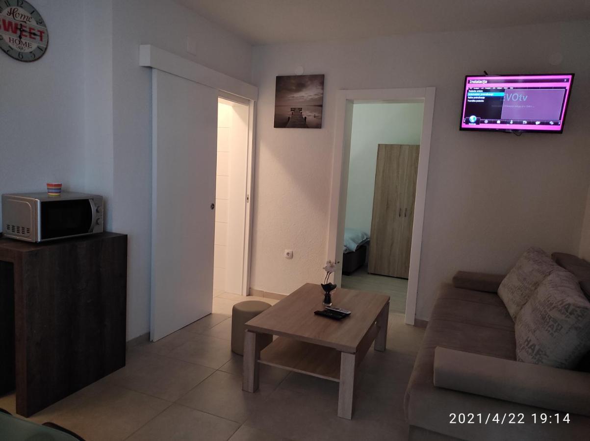 Apartmani Quattro ستاريغغاد باكلينتسا المظهر الخارجي الصورة