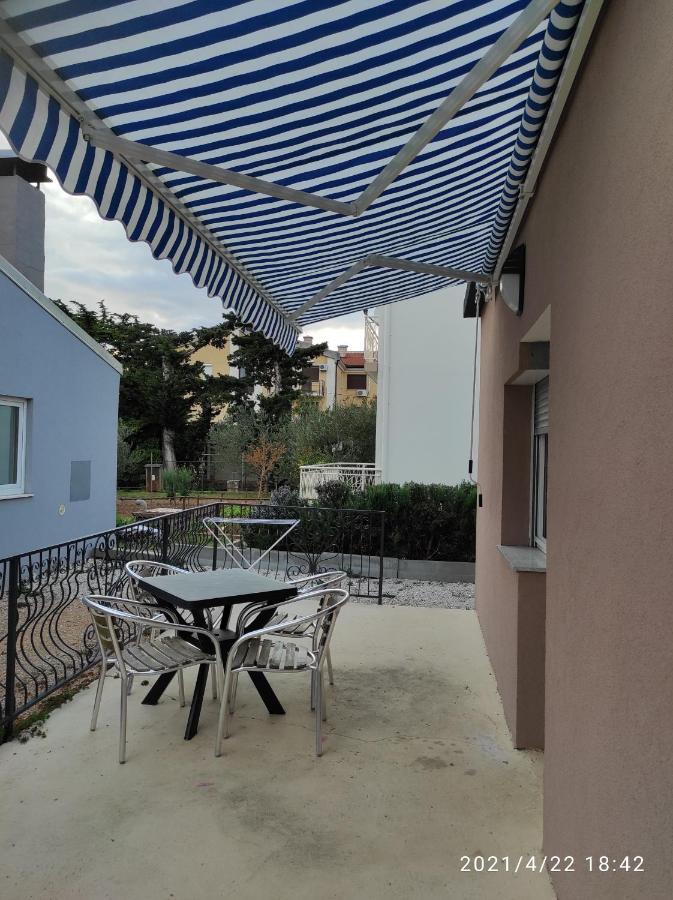 Apartmani Quattro ستاريغغاد باكلينتسا المظهر الخارجي الصورة