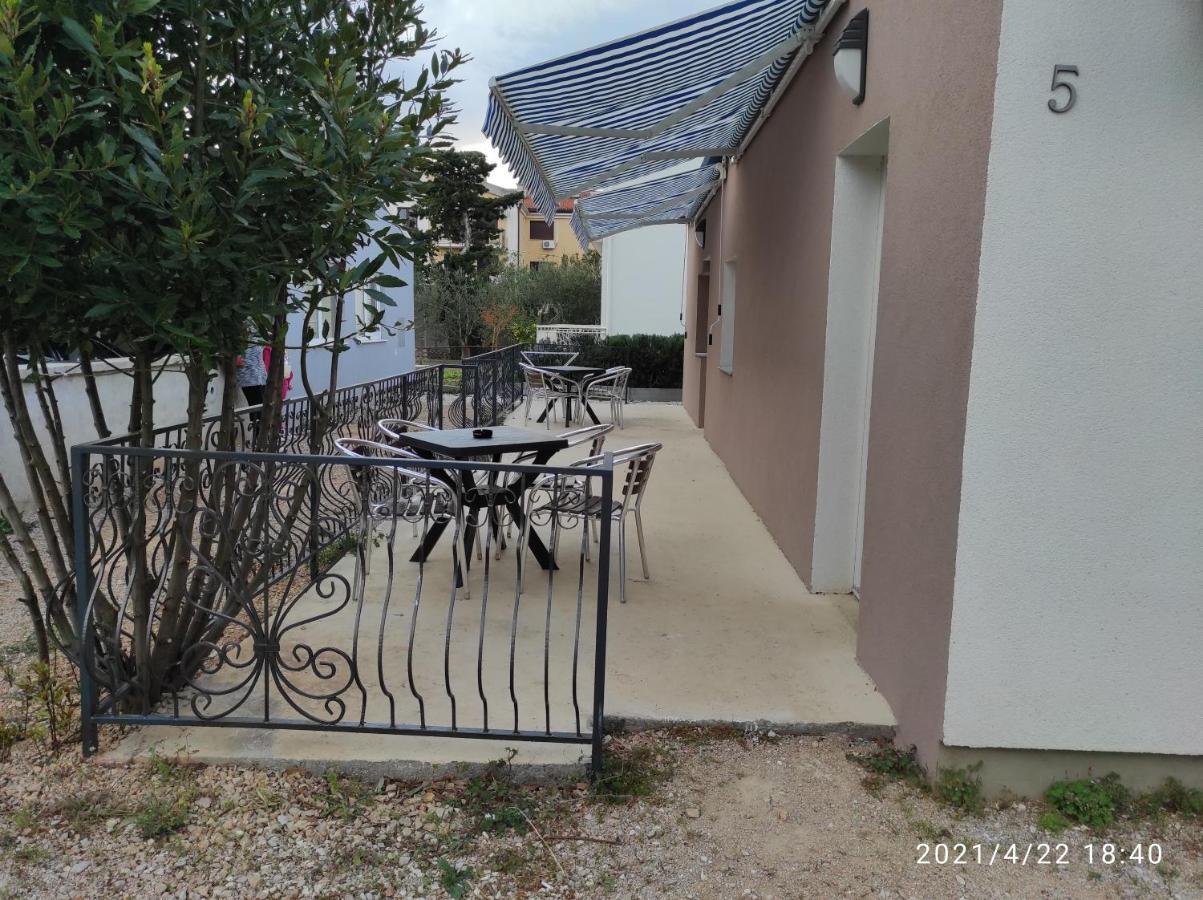 Apartmani Quattro ستاريغغاد باكلينتسا المظهر الخارجي الصورة