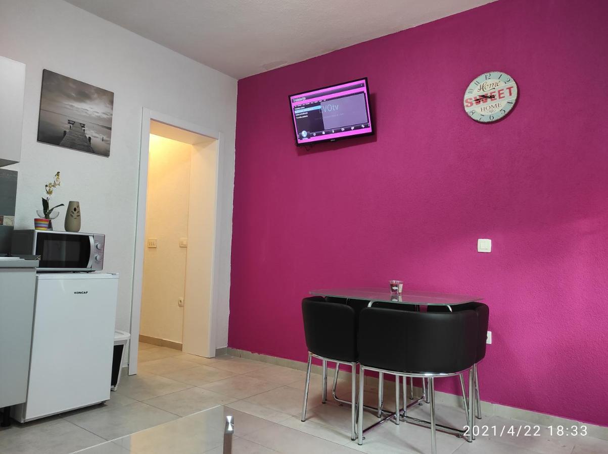 Apartmani Quattro ستاريغغاد باكلينتسا المظهر الخارجي الصورة