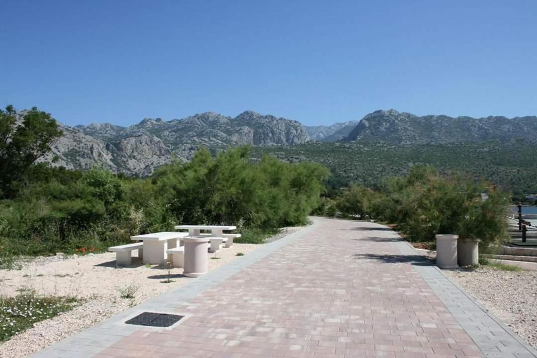 Apartmani Quattro ستاريغغاد باكلينتسا المظهر الخارجي الصورة