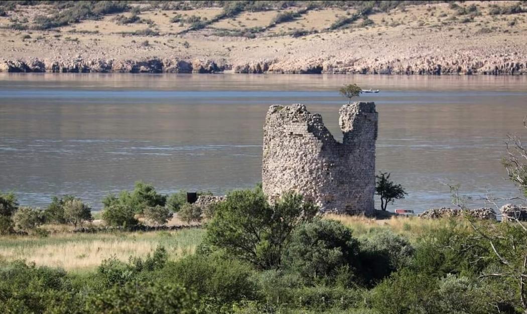 Apartmani Quattro ستاريغغاد باكلينتسا المظهر الخارجي الصورة